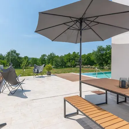 Villa Zebra