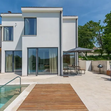 Villa Zebra *